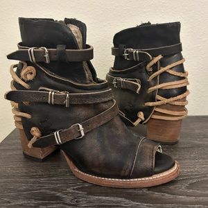 Freebird ankle boots size 6 women’s